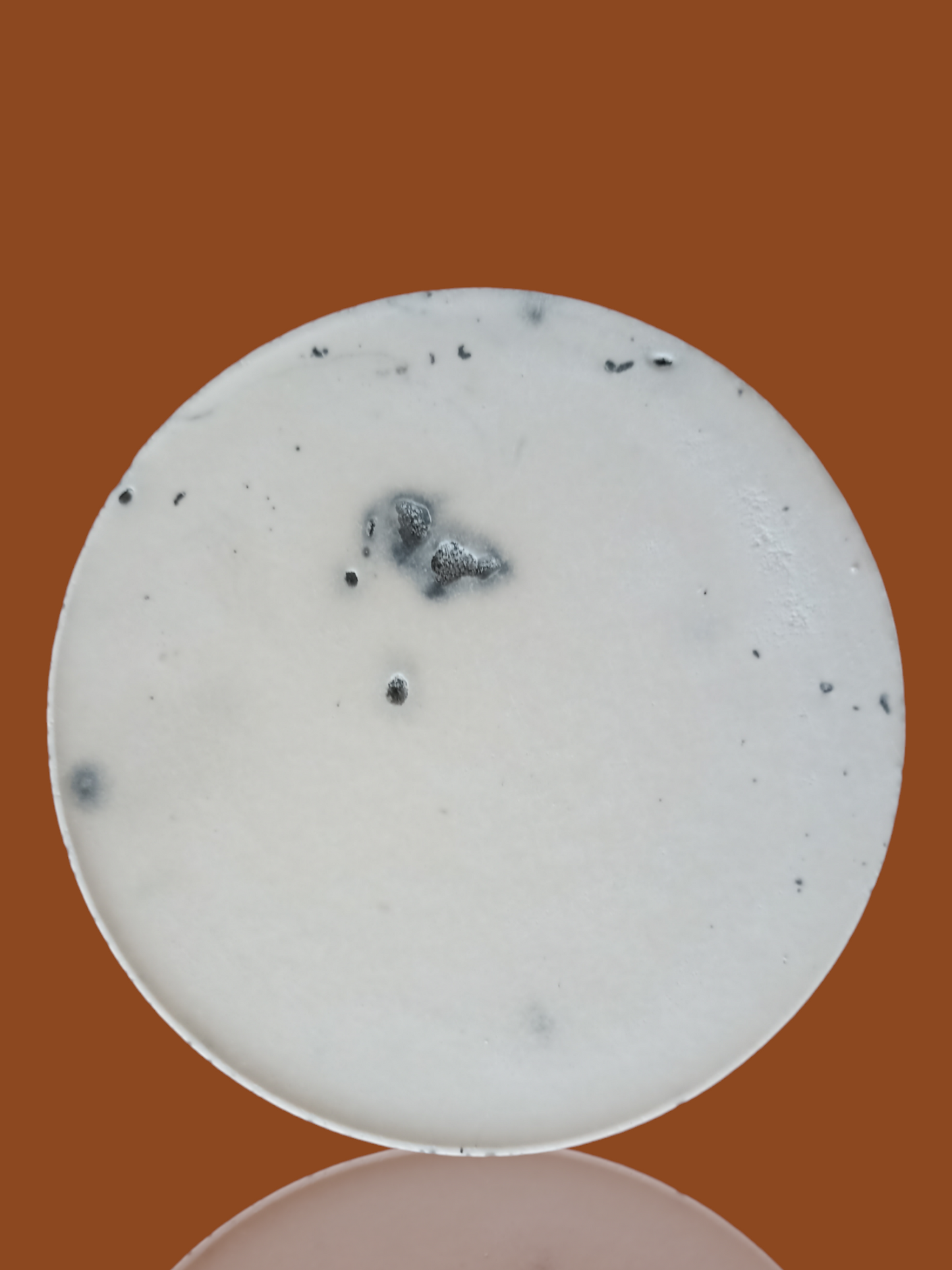 Disque en Jesmonite - Effet gouttes noires