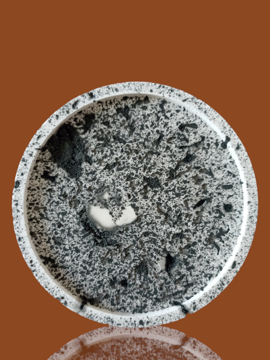 Disque en Jesmonite - Effet gouttes noires